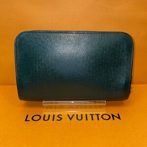 Louis Vuitton Tiaga Baikal Green Leather Clutch!